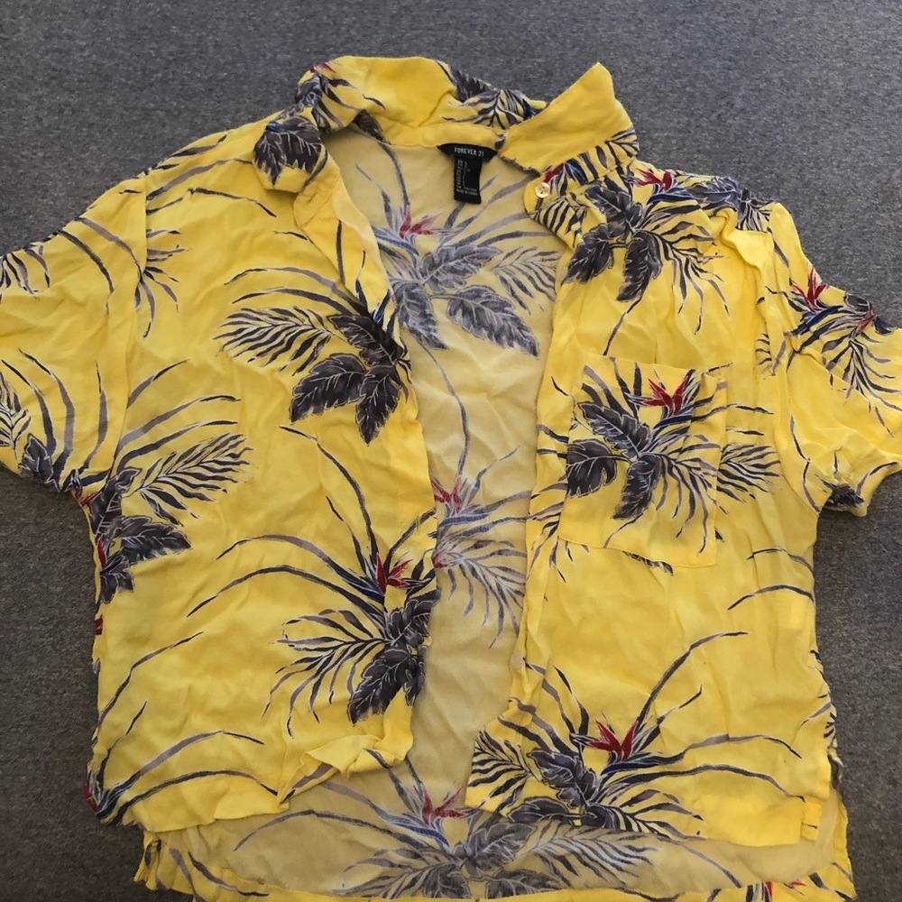 Cropped yellow Hawaiian top